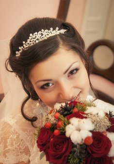 Cвадебная прическа Е18353 с собранными волосами