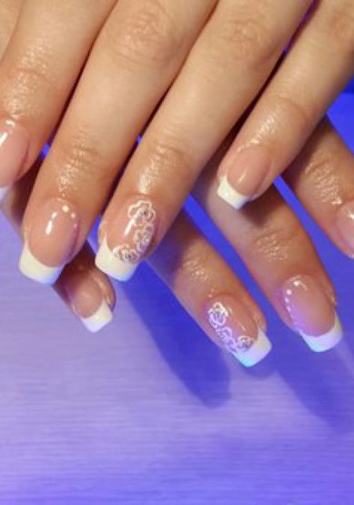 Свадебный маникюр Наращивание на типсах+дизайн френч (Е18349) - Мобильный салон красоты Егоза...