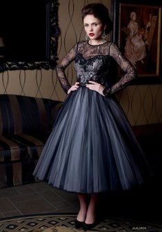 Вечернее платье З49492. С пышной юбкой, короткое без шлейфа.